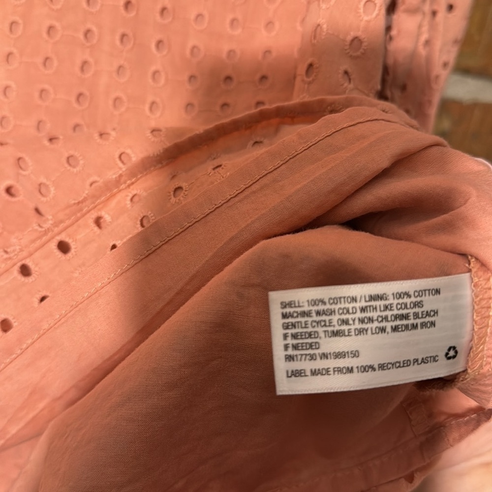 A New Day Coral Eyelet Puff Sleeve Blouse Boho Romantic Feminine Size Large - Picture 2 of 5